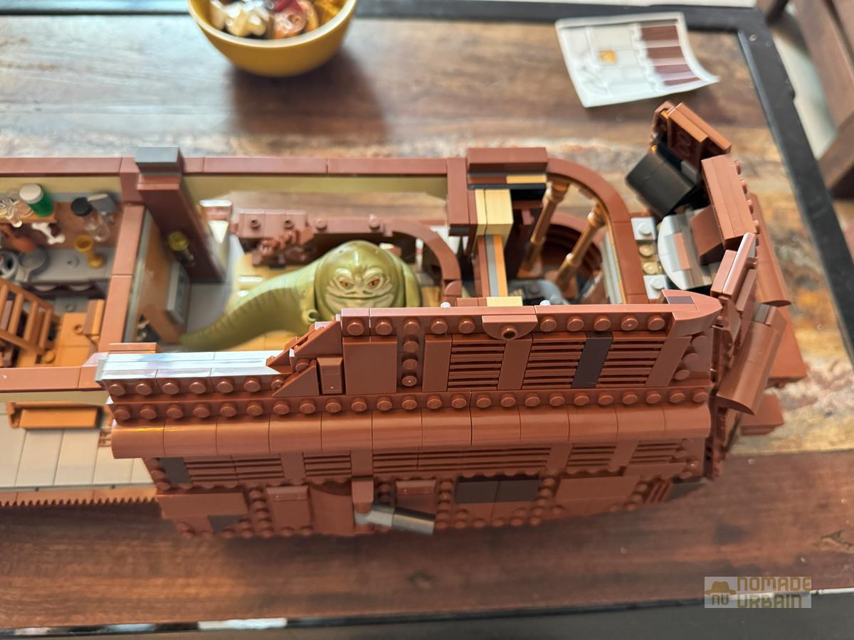 J'ai monté le Set Lego (75397) La barge à voiles de Jabba : 77 cm de bonheur et de passion Star Wars