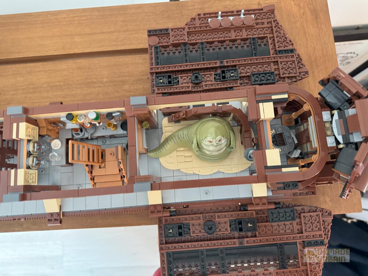 J'ai monté le Set Lego (75397) La barge à voiles de Jabba : 77 cm de bonheur et de passion Star Wars